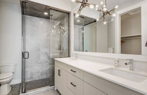Killarney House | Stunning Executive Townhouse In New Development!