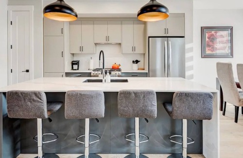Killarney House | Stunning Executive Townhouse In New Development!