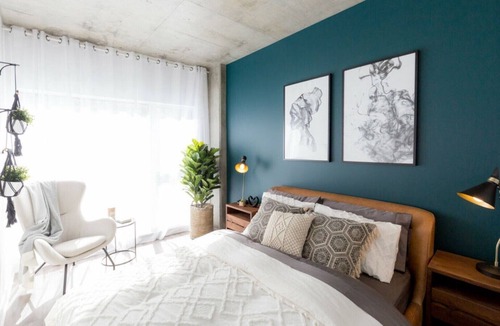 Griffintown Condo | Stunning & Modern Downtown Montreal Condo (2bds)