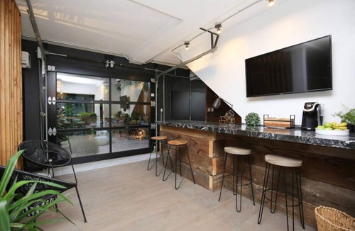 Plateau Mont Royal Apartment | Stylish 2BR in The Plateau by LeQube