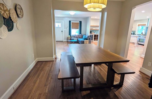 Durham Cottage | Stylish Durham Retreat - Walkable, Sleeps 6