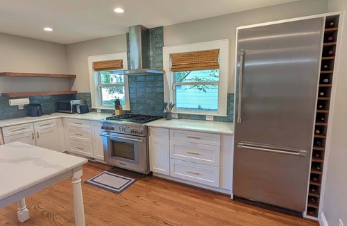 Durham Cottage | Stylish Durham Retreat - Walkable, Sleeps 6