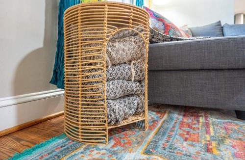 Durham House | Stylish Durham Retreat - Walkable Sleeps 6