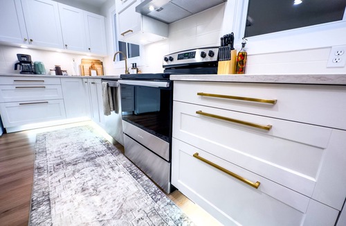 Thunder Bay House | Stylish Newly-Renovated Home in a Central Location