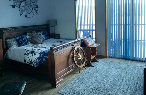 Earls Cove Bed & Breakfast | Suite perched over the ocean with Views of Jervis Inlet and Coastal Mountains