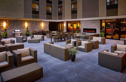 Central Hamilton Apartment | Suite w/Full Kitchen | Free Daily Breakfast