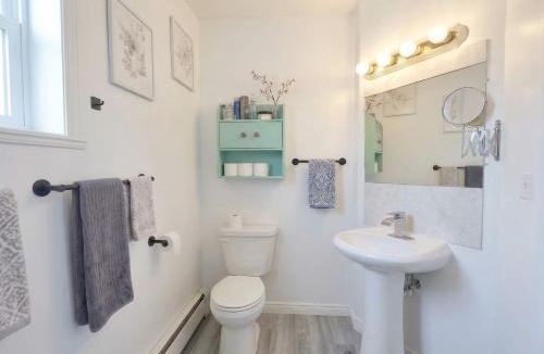 Bridgewater Apartment | Summer Sale 1BR Big Kitchen by River and Trails