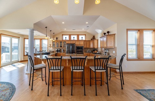 Whalehead Beach House | Summer Winds - Corolla, Whalehead, 300 Yds to Beach, Elevator, Pool, Hot Tub, Pets OK