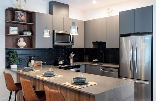 Revelstoke Condo | Summit Place - Condo With Mountain Views
