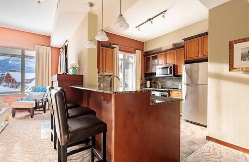 Canmore Condo | Sun Drenched Escape