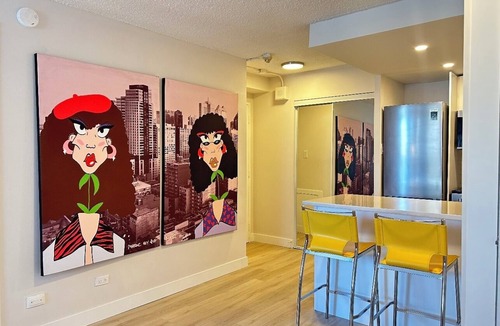 Shaughnessy Village Apartment | Sunny stay Downtown Montreal-Fast wifi/2min from metro!