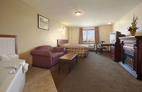 Fort Saskatchewan Hotel | Super 8 by Wyndham Fort Saskatchewan