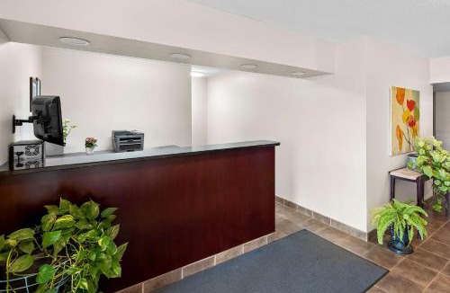 Hardisty Hotel | SureStay Plus Hotel by Best Western Hardisty