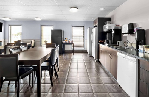 Hardisty Hotel | SureStay Studio by Best Western Hardisty