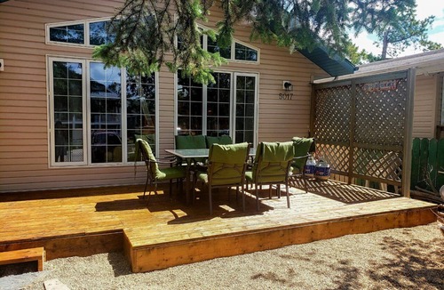 Sylvan Lake House | Sylvan Lake Cottage 1/2 block to beach