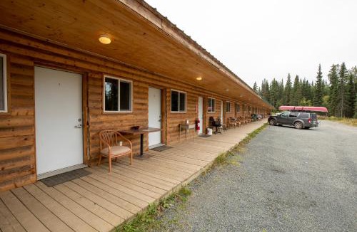 Iskut Hotel | Tatogga Lake Resort