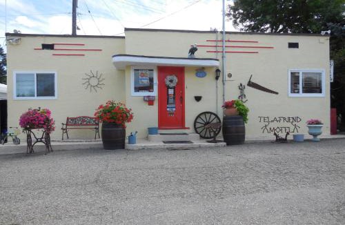 Vernon Hotel | Tel-A-Friend Motel