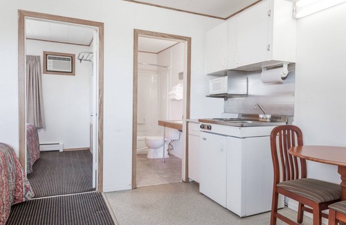 Brooks Hotel | Tel Star Motel