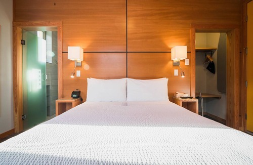 Nelson Hotel | The Adventure Hotel