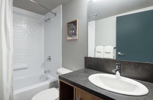 Panorama Hotel | The Approach Hotel
