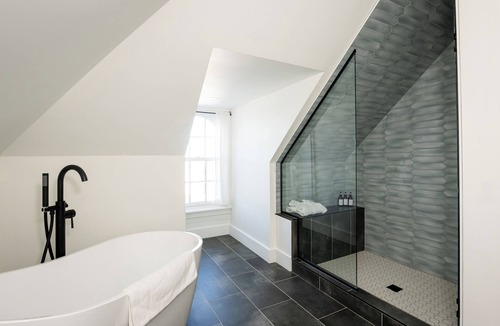 Windsor House | The August House