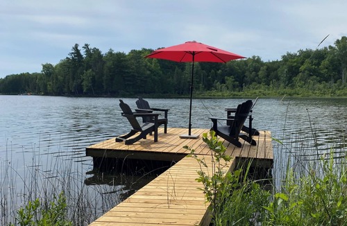 Frontenac Cottage | The Bay Stay! Fully Renovated Off-Grid Waterfront Cottage on Burridge Lake