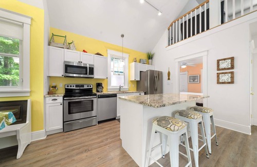 Cherry Valley House | The Birches - 16 Farmview