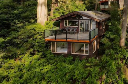 Ucluelet Ski Chalet | The Cabins at Terrace Beach