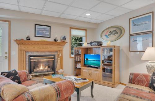 Devon House | The Captain's Landing