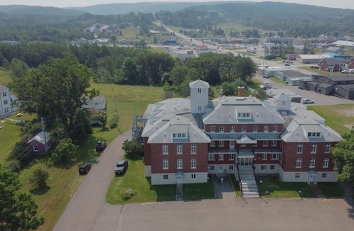 Sainte-Anne-des-Monts Hostel | The Couvent, 412- chambre Queen