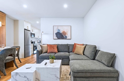 Riverdale Hotel | The Gerrard Modern New Walkable City Stay