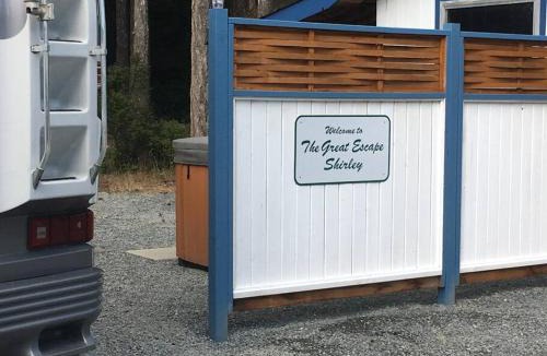 Otter Point House | The Great Escape - Shirley