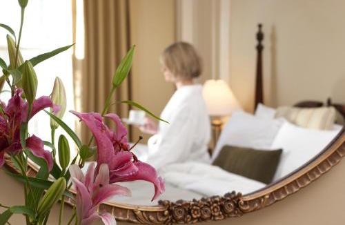 Downtown Halifax Hotel | The Halliburton