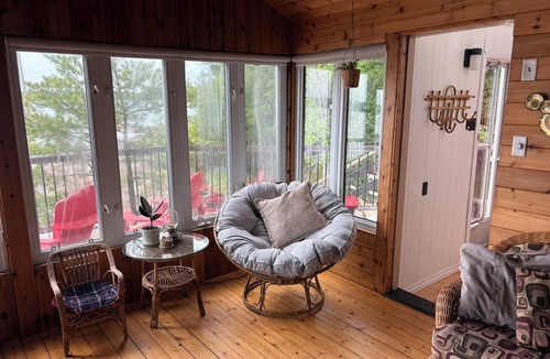 Honey Harbour Cottage | The Honey Harbour Hideaway on Little Beausoleil