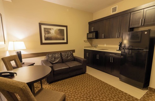 Whitecourt Hotel | The Kanata by BCMInns Whitecourt