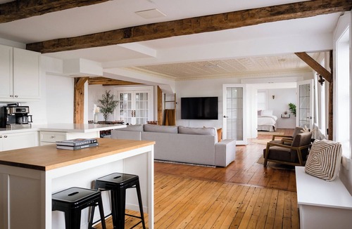 Picton House | The Kelly 4 Bedrooms Hot Tub