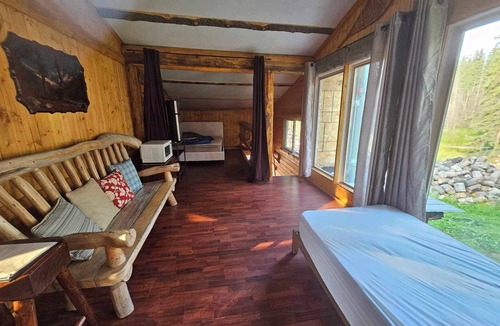 Hinton Cabin | The Knotty Pine Loft
