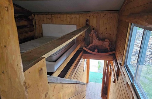 Hinton Cabin | The Knotty Pine Loft