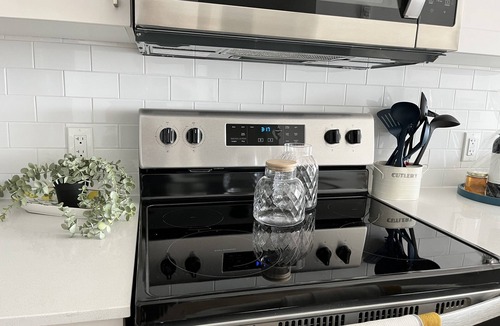 Saint Thomas Apartment | The Landing Pad Rentals at the Highlands