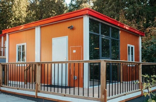 Sliammon Cottage | The Little Beach Side CottageA23