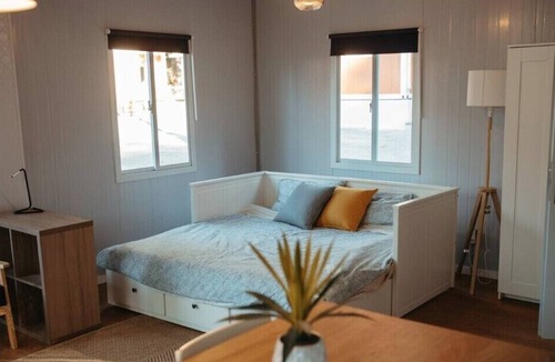 Sliammon Cottage | The Little Beach Side CottageA25