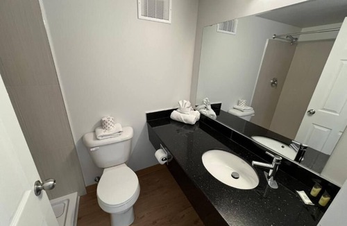 Jasper Place Hotel | THE LODGE INN