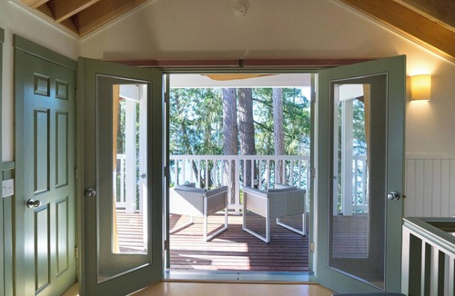 Salt Spring Island Cottage | The Loft Oceanfront retreat