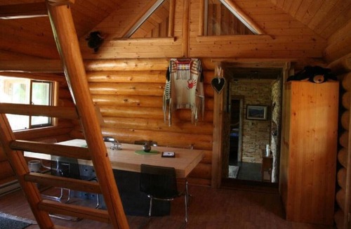 Moricetown House | The Luxurious Lodge - L.D.R.