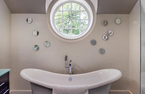 Cary Hotel | The Mayton