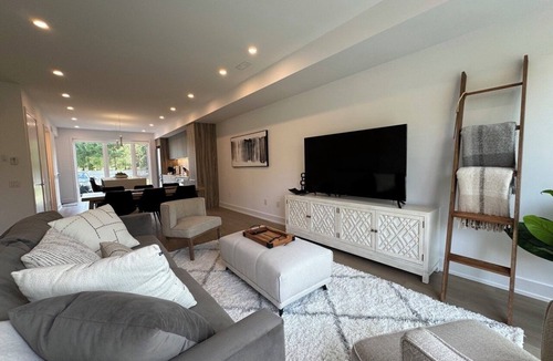 Gravenhurst House | The Nordic Elegance Villa at Muskoka Bay Resort!