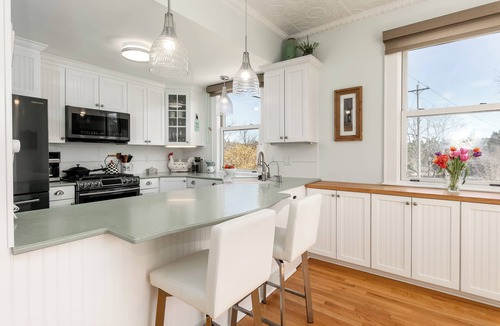Chester Basin House | The Oaks Seaside Retreat