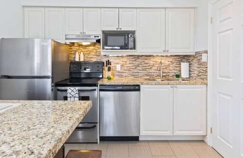 Craigleith Condo | The Parker Slopeside: Hot Tub + Mountain Views
