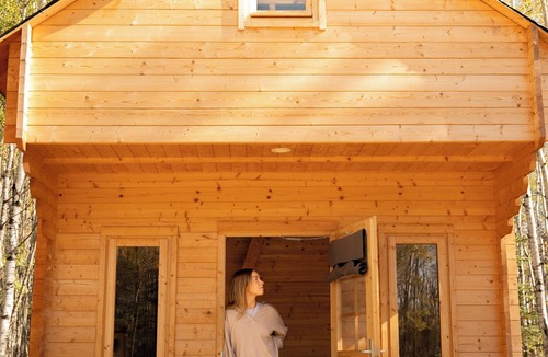 Lac du Bonnet RV Rental | The Pine Loft Bunkie