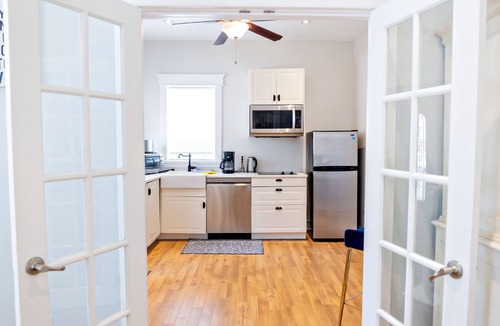 New Hamburg Bed & Breakfast | The Puddicombe House